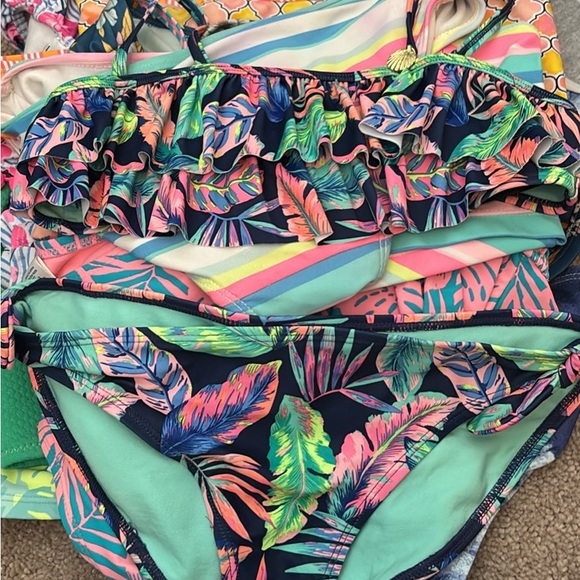 Lot of 10-Girls size 10/12 swimsuits - Picture 10 of 10